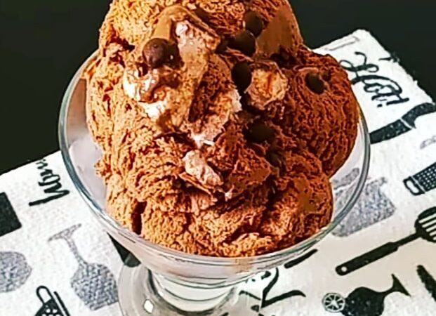 Παγωτο Σοκολατα Φραουλα Kiss Της Βασουλας Συγκλονιστικο Βελουδινο!